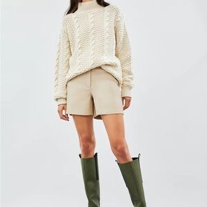 Aritzia Wilfred Mercury Short